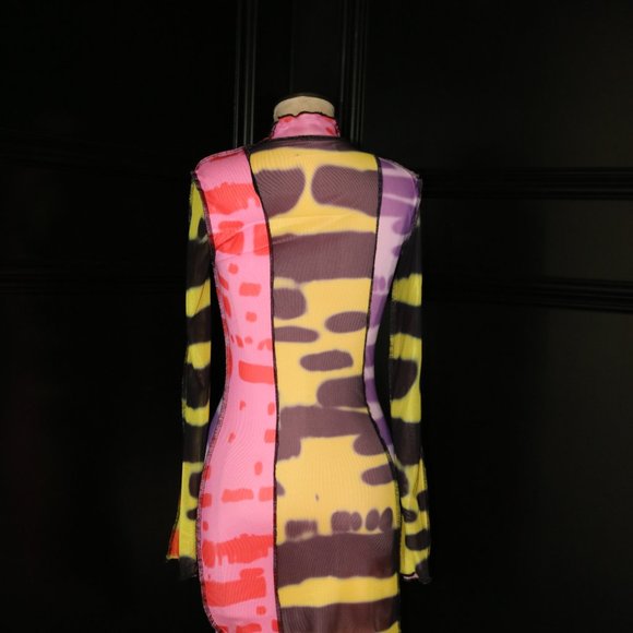 Akira Multi color fitted dress - Picture 4 of 4